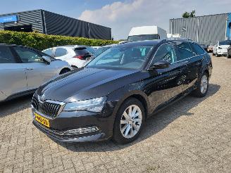 Skoda Superb Superb Combi 1.5 TSI ACT Business Edition Plus rijdbaar  NWE APK picture 2