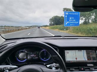 Kia Niro Niro 1.6 GDi Hybrid DynamicLine 1e eigenaar rijdbaar picture 3