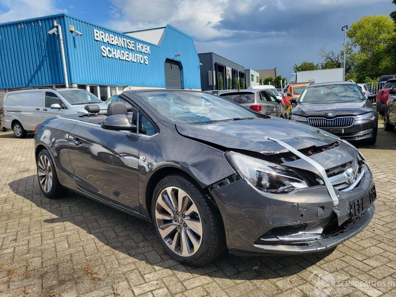 Opel Cascada Cascada 1.6 Turbo Innovation 1e eigenaar lichte blikschade