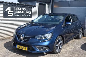 uszkodzony samochody osobowe Renault Mégane 1.5 Dci Bose 110Pk *Clima/Navi/Camera 2016/3