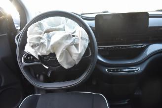 Fiat 500E 42Kwh 118Pk *Navi/Clima picture 13