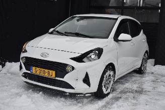 Vaurioauto  passenger cars Hyundai I-10 1.0 comfort 67Pk *Airco 2023/2