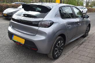 Peugeot 208 1.2 Hybrid 101Pk e-DCS6 Style *Navi/Clima picture 3