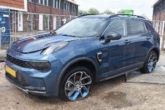 Damaged car Lynk & Co 01 1.5 179Pk *Navi/Clima/Camera/Stoelverwarming/Panorama 2023/4