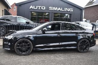 Unfallwagen Audi A3 2.0 Limousine Tdi Sport S Line 150Pk *Navi/Clima/Stoelverwarming/Schuifdak 2017/11