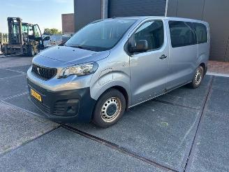 škoda osobní automobily Peugeot Expert 50Kwh Standard 9 personen 136Pk *Navi/Airco 2022/11