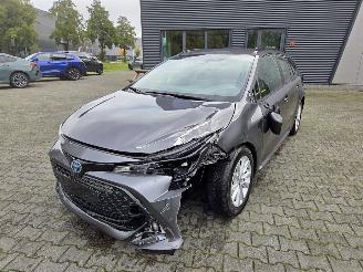 Toyota Corolla 1.8 HYBR picture 6