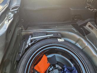 Volkswagen T-Roc 1.5-110kw / AUTOM / NAVI / CAMERA / STOELVERW picture 14