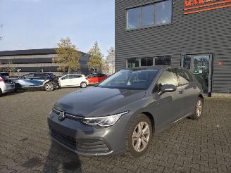 Auto incidentate Volkswagen Golf Apple carplay / Stuur&stoelverw / Adaptive cr contr /Dig Cockpit 2023/12