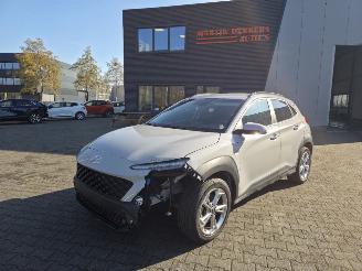Unfallwagen Hyundai Kona 88kw 48v / NAVI / CAMERA / CLIMA 2022/3