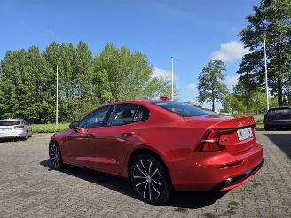 Volvo S-60 T8  AW-D 334KW. BENZ-HYBR -ULTIMATE DARK / PANO / HEAD UPP picture 3
