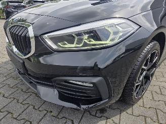 BMW 1-serie 1.8i Benz  / LED / STUUR & STOELVERW picture 11
