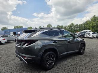 Hyundai Tucson 100kw HYBR-DIESEL / LEER / PANO / AUTOM / 49 DKM picture 4