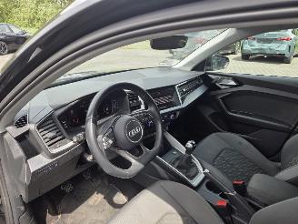 Audi A1 81kw S-LINE picture 18