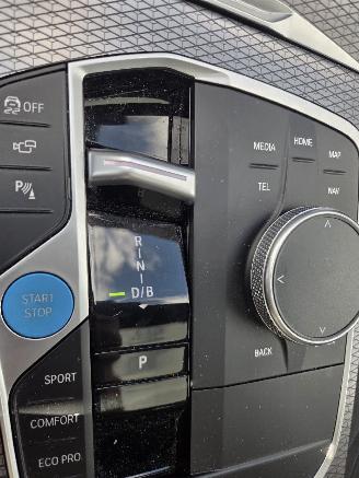 BMW i4 M-50 400KW  X-Drive / PANO / HEAD UPP / BROOKLYN GRAU picture 23