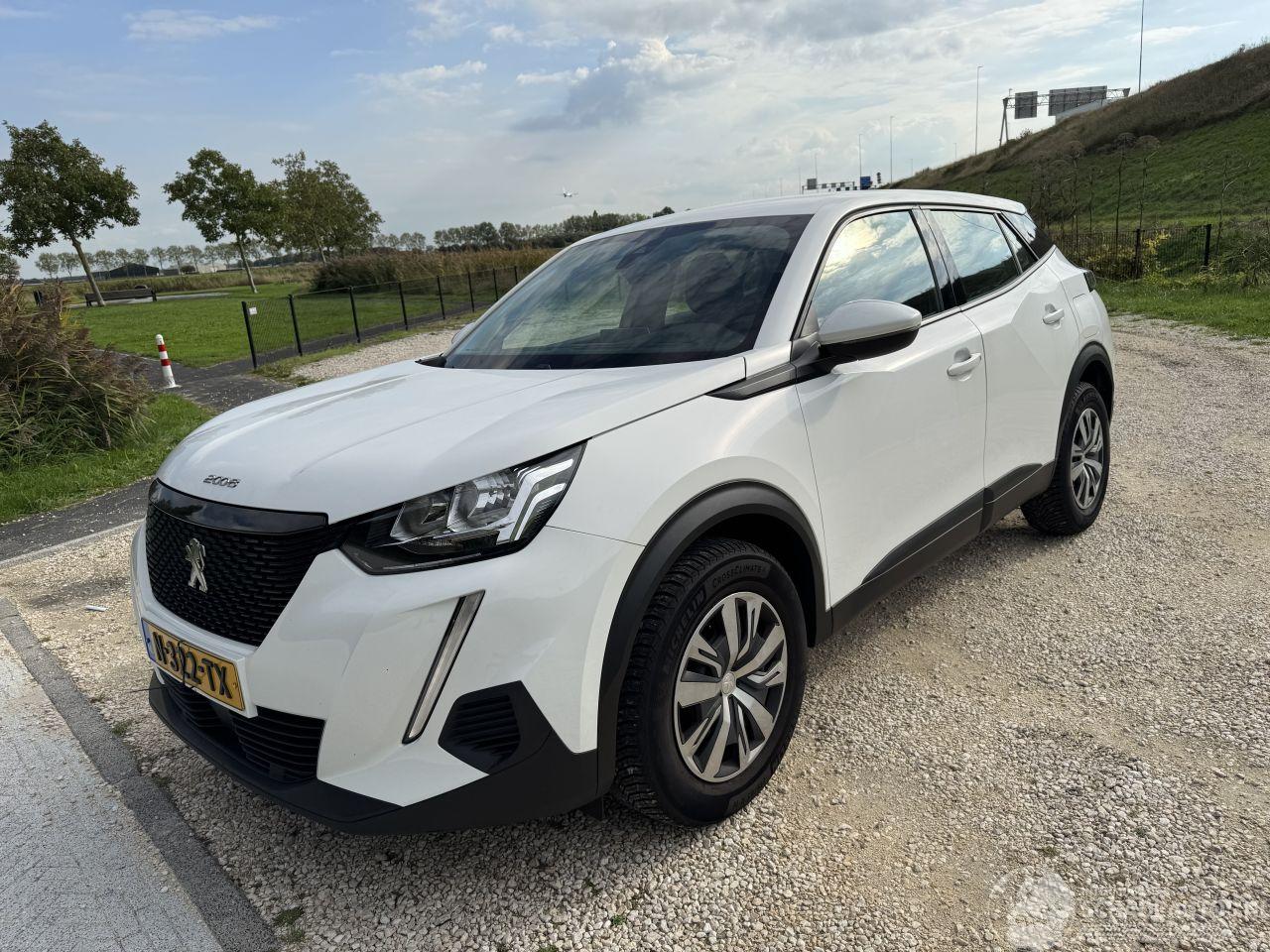 Peugeot 2008 1.2 PureTech Active clima navi nap