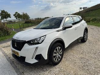 Unfallwagen Peugeot 2008 1.2 PureTech Active clima navi nap 2022/1