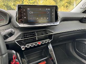 Peugeot 2008 1.2 PureTech Active clima navi nap picture 10