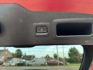 Mazda 3 2.0 SkyActiv-G Luxery | RHD | HUD | CAMERA | ACC picture 28