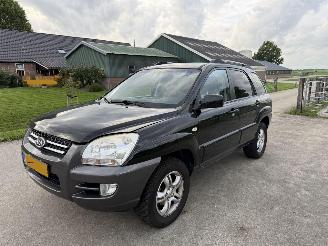 damaged passenger cars Kia Sportage 2.0 CVVT COMFORT | TREKHAAK | CRUISE | AIRCO 2006/1