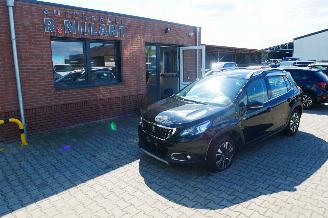 Voiture accidenté Peugeot 2008 ALLURE 2018/1