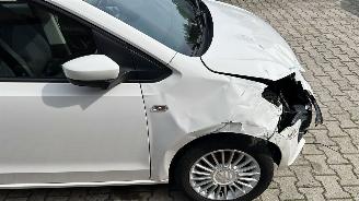 Volkswagen Up! high up! picture 10