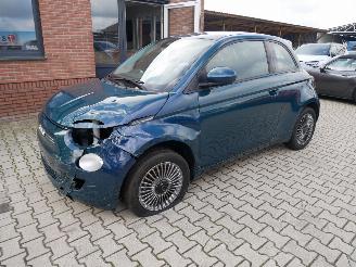 Fiat 500E ICON picture 2