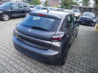 Peugeot 208 LIKE picture 3