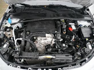 Peugeot 308 SW GT PANORAMADAK picture 6