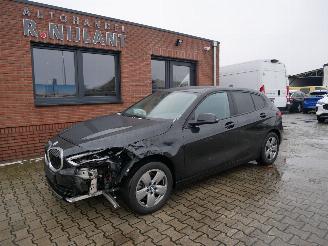 Voiture accidenté BMW 1-serie 116i ADVANTAGE LED VIRTUAL COCKPIT 2023/8