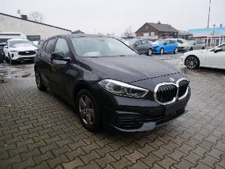 BMW 1-serie 116i ADVANTAGE LED VIRTUAL COCKPIT picture 2