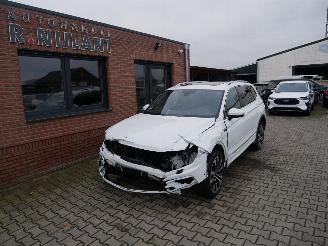 krockskadad bil auto Volkswagen Tiguan ALLSPACE LEER LED DSG 4 MOTION PANORAMADAK ACC 2019/8