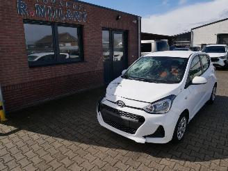 skadebil auto Hyundai I-10  2019/10
