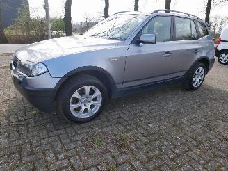 damaged passenger cars BMW X3 X-DRIVE LEER XENON 2006/4