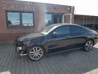 Vaurioauto  passenger cars Mercedes Cla-klasse CLA 220 D AMG PANORAMADAK LED ALCANTARA 2022/1