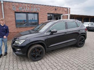 Voiture accidenté Seat Ateca XCELLENCE DSG AWD ACC PANORAMADAK ALCANTARA LED 2016/12