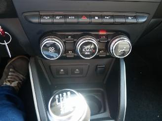 Dacia Duster PRESTIGE AWD picture 22