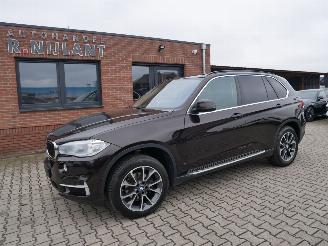 krockskadad bil auto BMW X5 7-PERSOONS LEER XENON HEAD UP xDRIVE 2016/6