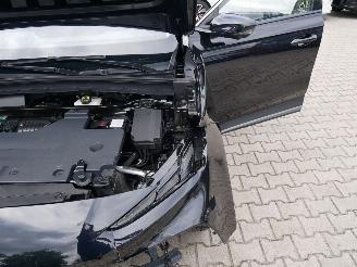 MG MG5 EV picture 8