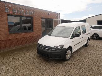 skadebil auto Volkswagen Caddy maxi 4 MOTION 5 PERSOONS 2016/11