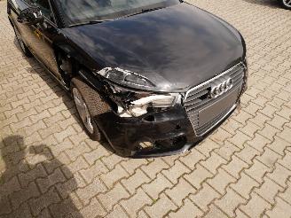 Audi A1 S-LINE PANORAMADAK S-TRONIC picture 5
