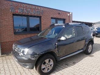 krockskadad bil auto Dacia Duster  2018/2