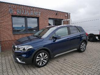 Unfallwagen Suzuki SX4 CROSS ALLGRIP PANORAMADAK LEER LED 4x4 2018/8