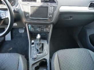 Volkswagen Tiguan 4MOTION DSG picture 11