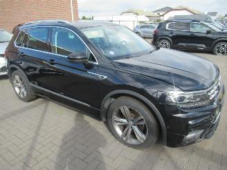 Volkswagen Tiguan 1.5TSI 150pk DSG-Aut. R-LINE Climatronic Leer Navi Panorama-D Camera ..... picture 4
