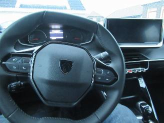 Peugeot 2008 1.2 PureTech Style 6.835km!! Climat Parktronic Tempomat Navi-VoorBereid Android/Apple Carplay picture 13