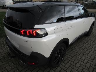 uszkodzony samochody osobowe Peugeot 5008 PureTech 130 AUT.   GT    HalfLeer Navi Camera Panorama/SchuifDak..... 2022/3