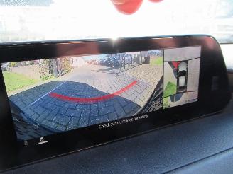 Mazda 3 2.0 Skyactiv-G AUT. MildHybrid  Climatronic Navi Camera Headup-Display StoelVerwarming picture 22