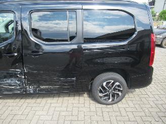 Toyota ProAce Proace City 1.5D 130pk AUT. Lang 7-Zits Climatronic Navi Camera Stoel/StuurVerwarming Keyless-Go picture 11