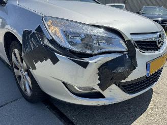 Opel Astra 1.4 Cosmo Sportstourer picture 17